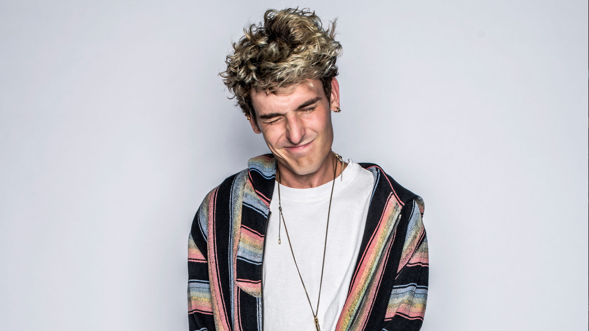 GRiZ (Special DJ Set) - Aug. 29